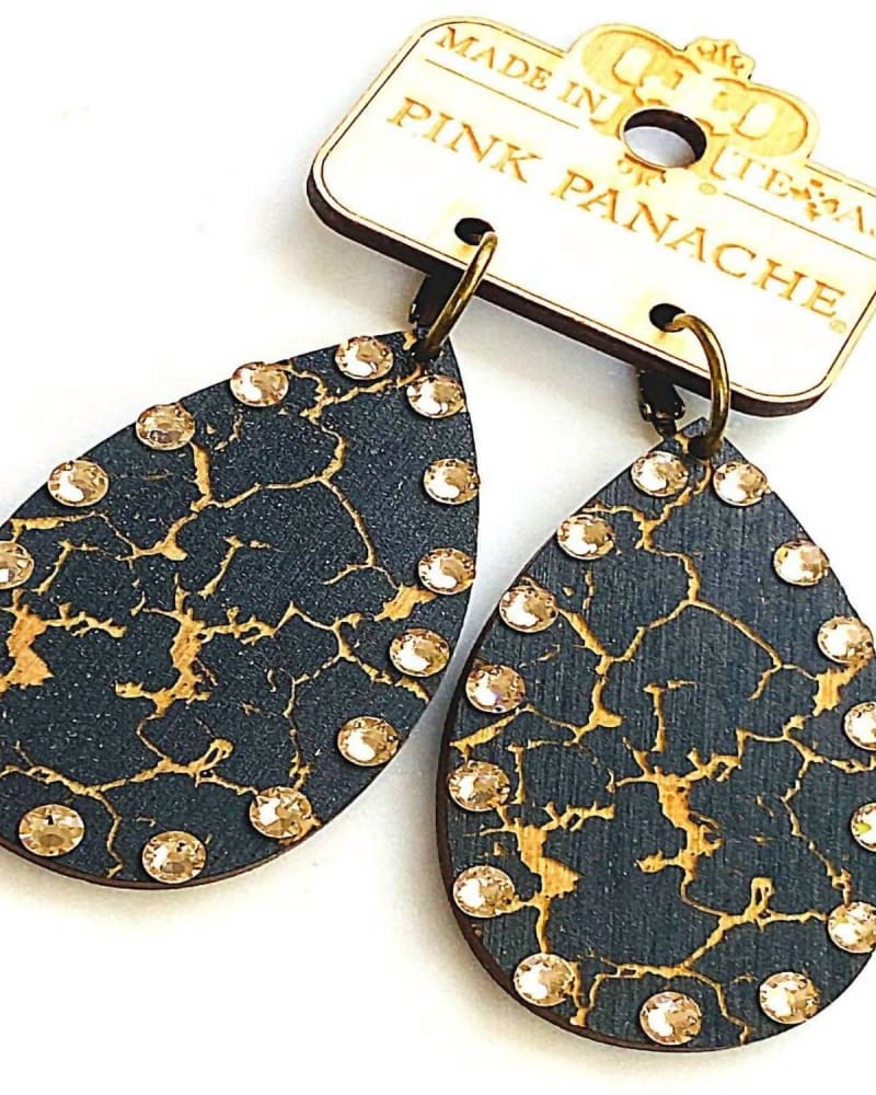 Front of a size O/S Crackle Wood Teardrop Earrings in Black in Black by Pink Panache. | dia_product_style_image_id:330331